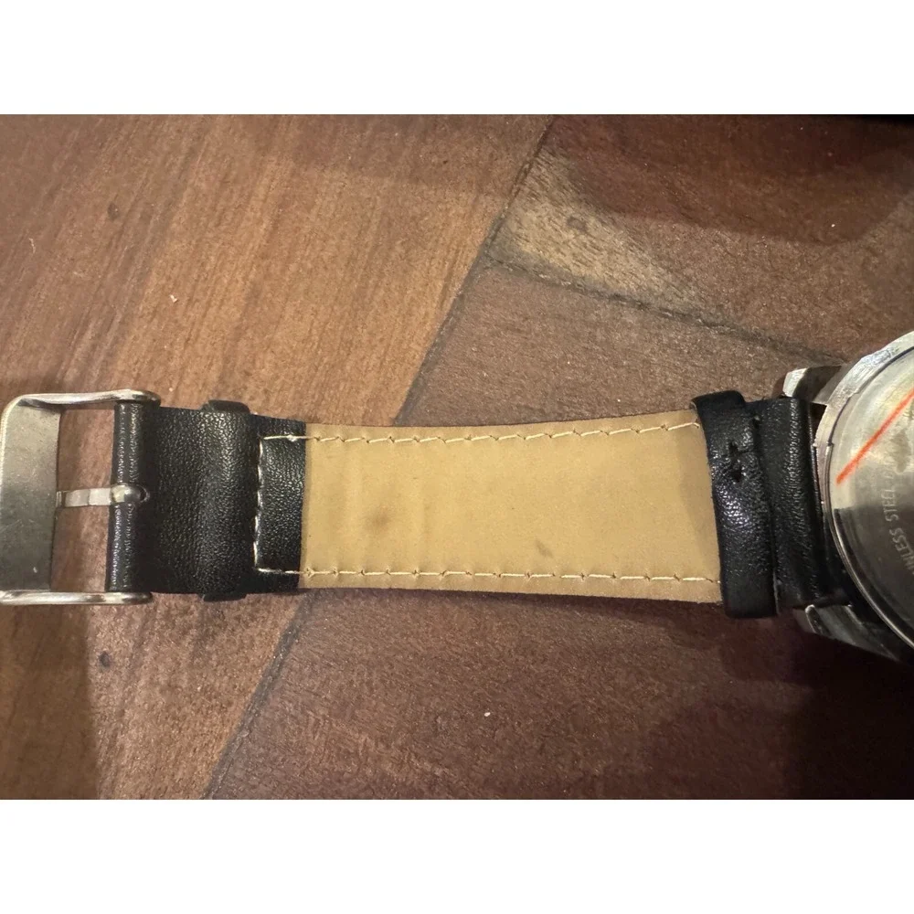 Disney Mickey Mouse Analog‎ Watch 3D Dial Black Leather Band in Tin Box